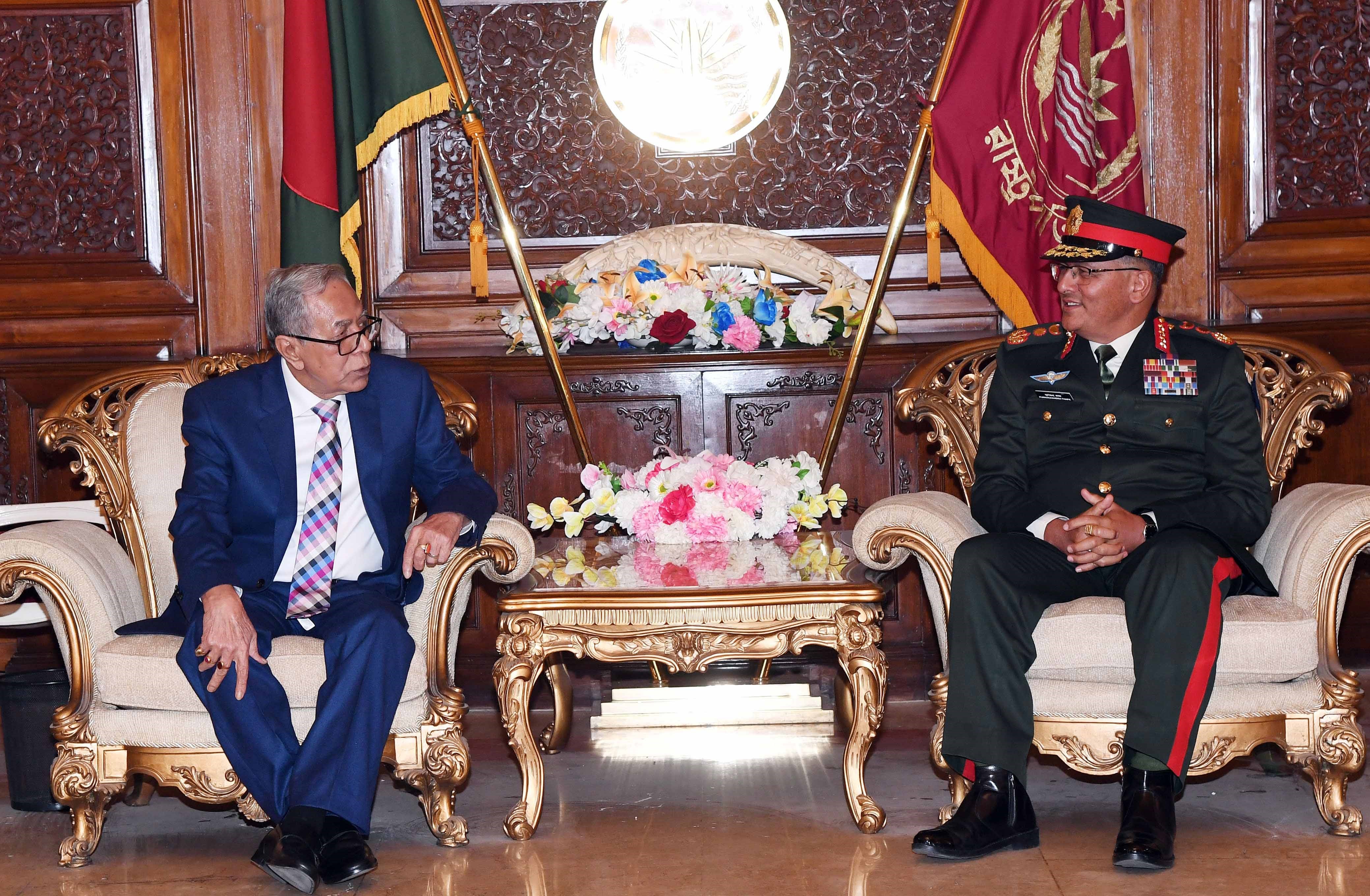 coas-thapa-calls-on-bangladeshi-president